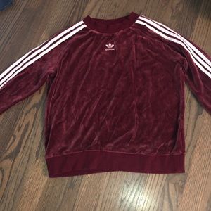 Adidas velour maroon crewneck sweatshirt.